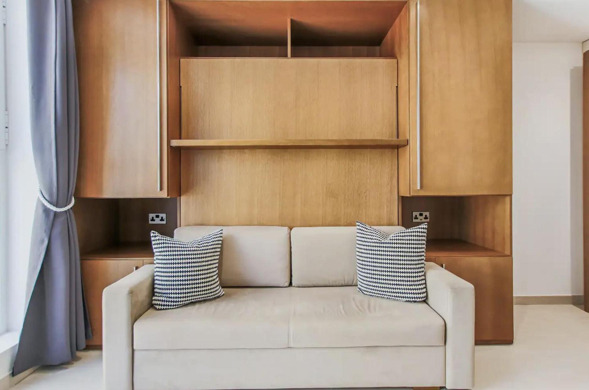 West One Studio Apartments 지브롤터 외부 사진