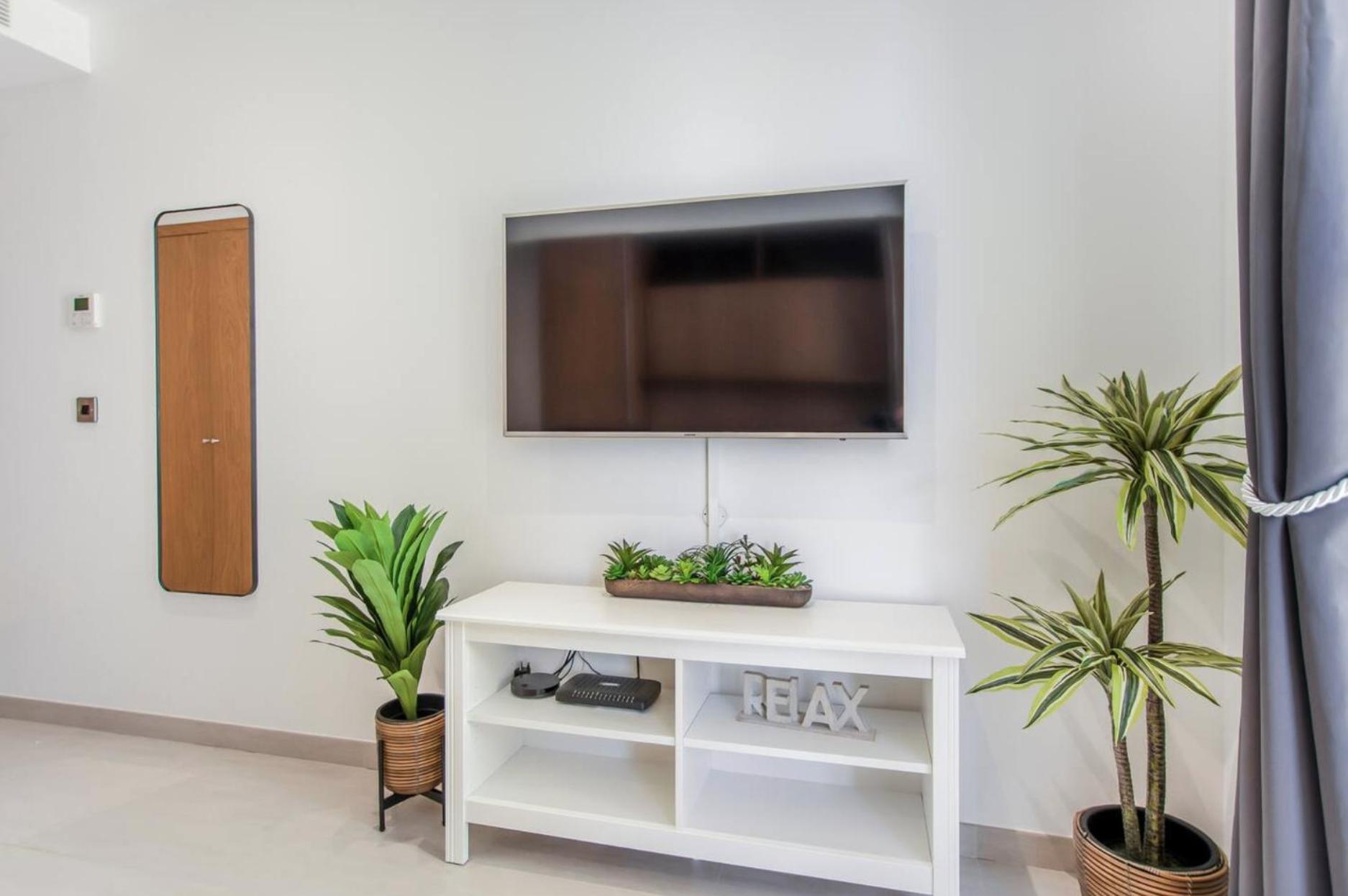 West One Studio Apartments 지브롤터 외부 사진